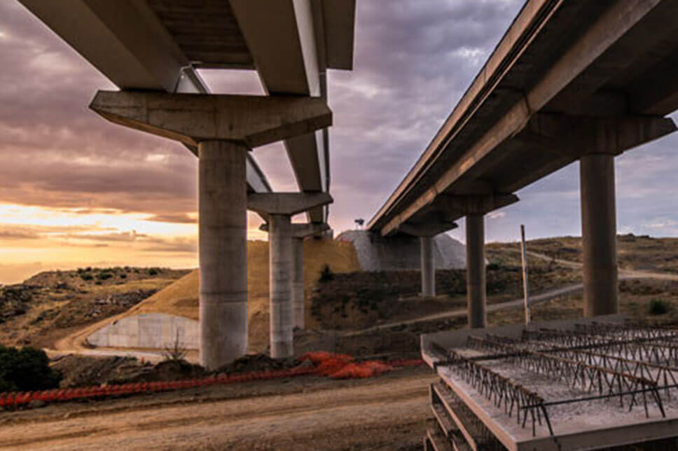 PUENTE VEHICULAR MIGUEL BERNARD
