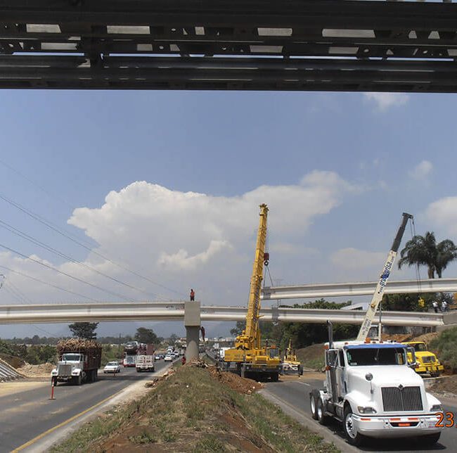 PUENTE VEHICULAR CRUCE TECNOLÓGICO DE MONTERREY