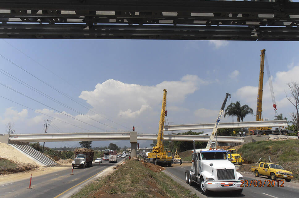 PUENTE VEHICULAR CRUCE TECNOLÓGICO DE MONTERREY